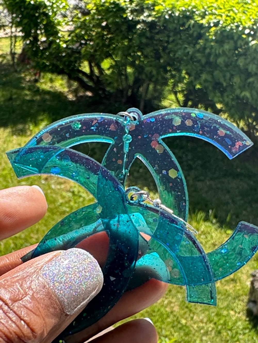Streetwear Sparkle CC Fashion Dangle Earrings - Picture 8 of 12